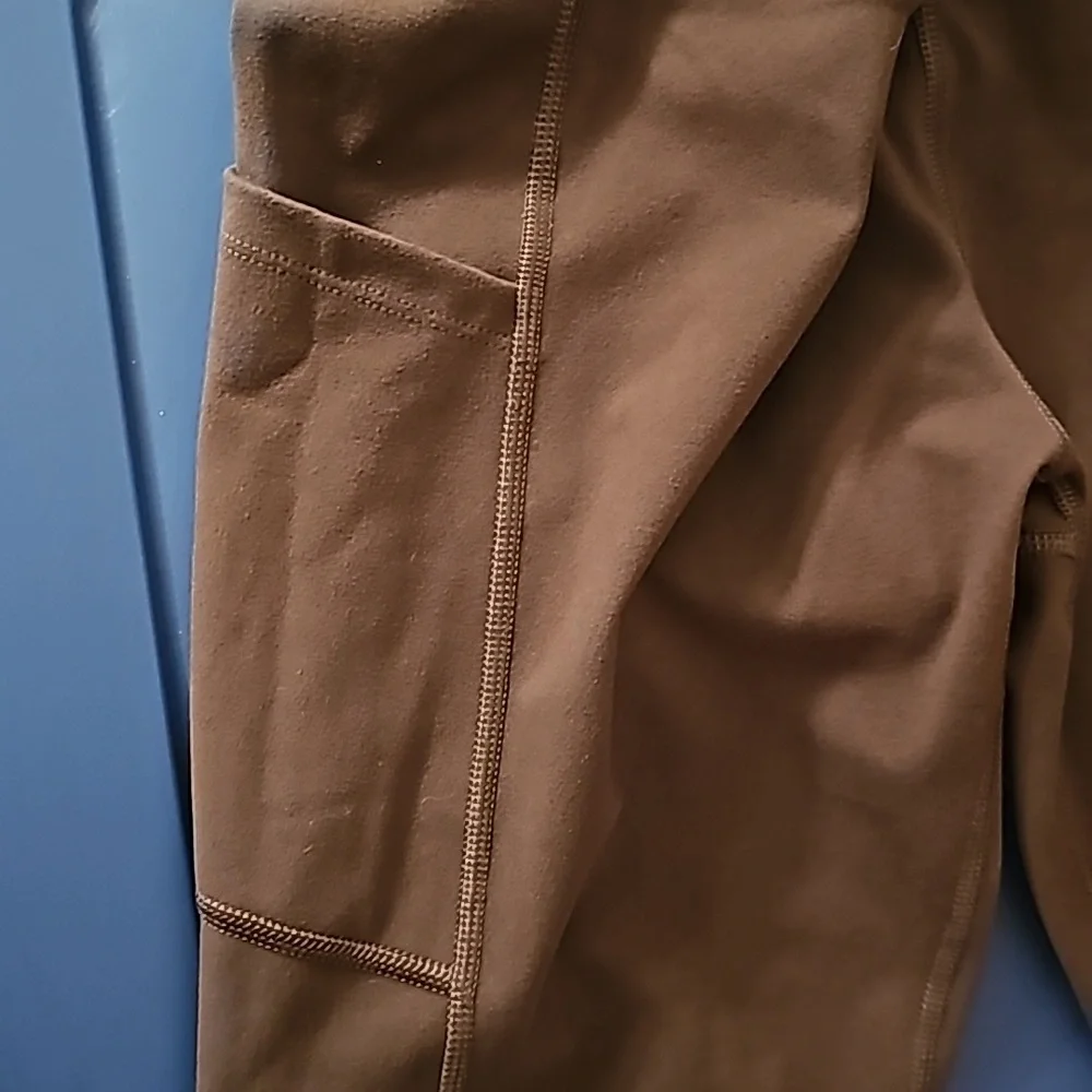 Workout pants - Picture 3 of 3